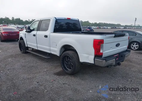 2018 Ford F-250 Xl z USA, uszkodzony, nr VIN 1FT7W2BT1JEC39660